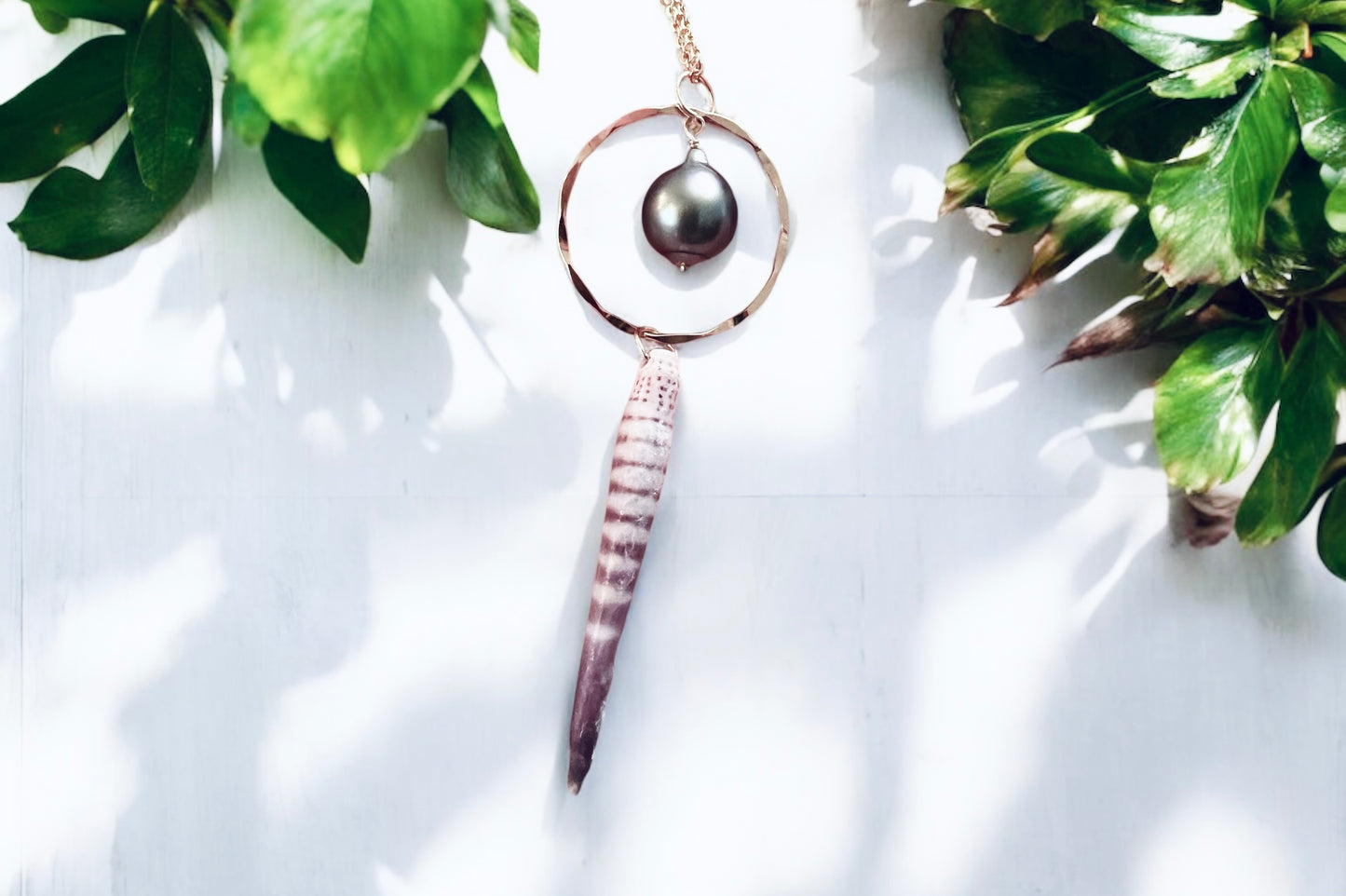 Lavender Wana & Tahitian Pendant Necklace