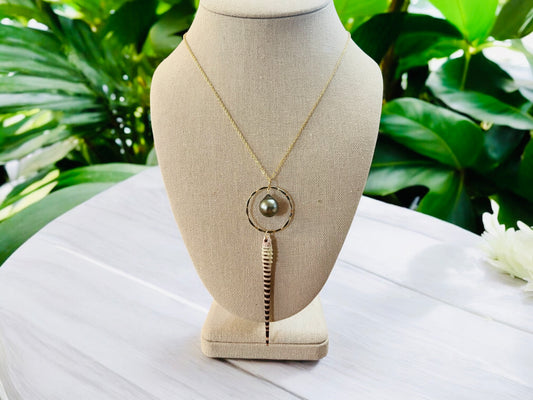 Red Wana & Tahitian Pendant Necklace