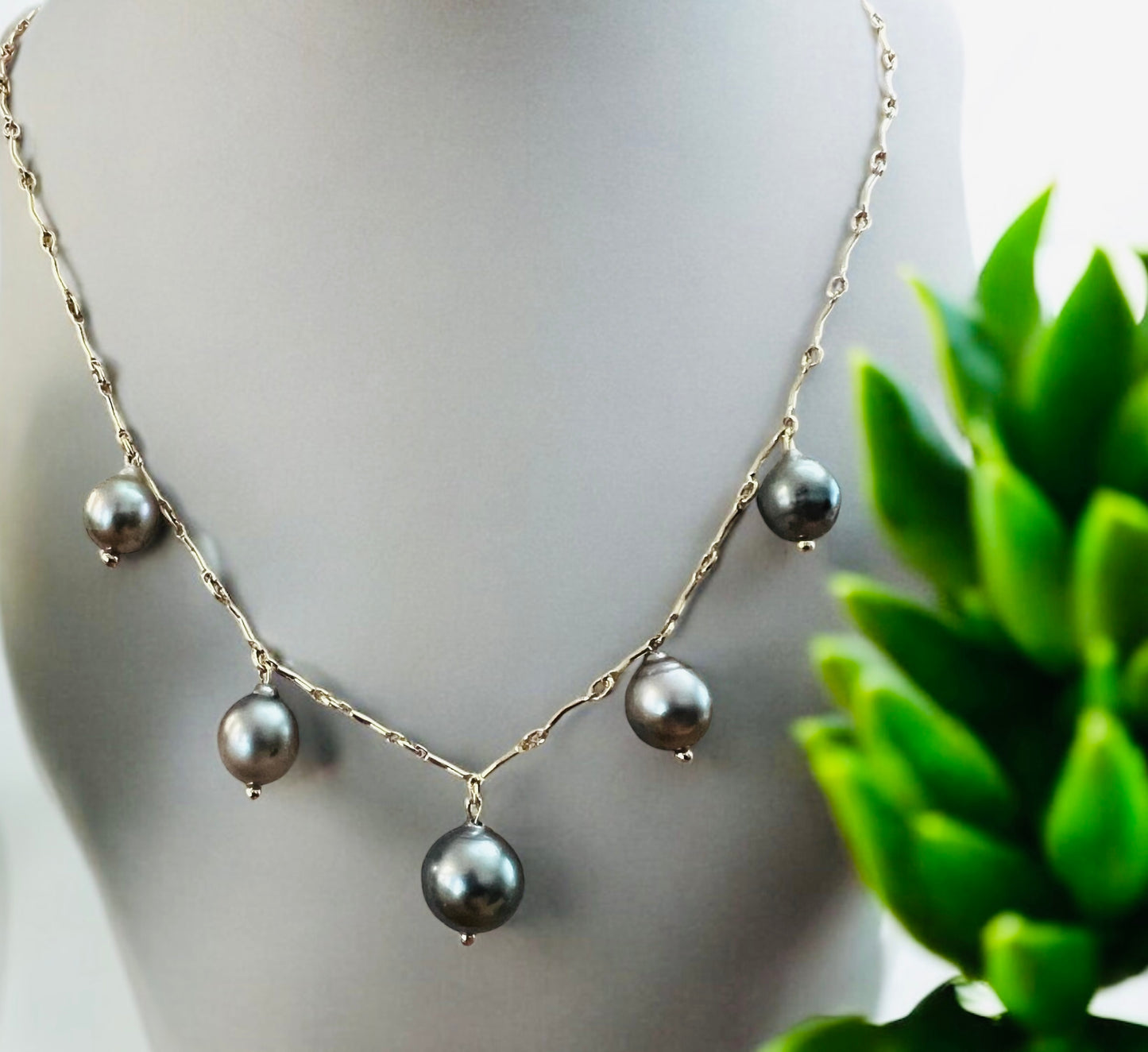 Tahitian Wave Chain Necklace
