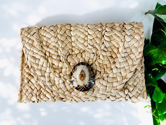 Boho ‘Opihi Clutch - Natural