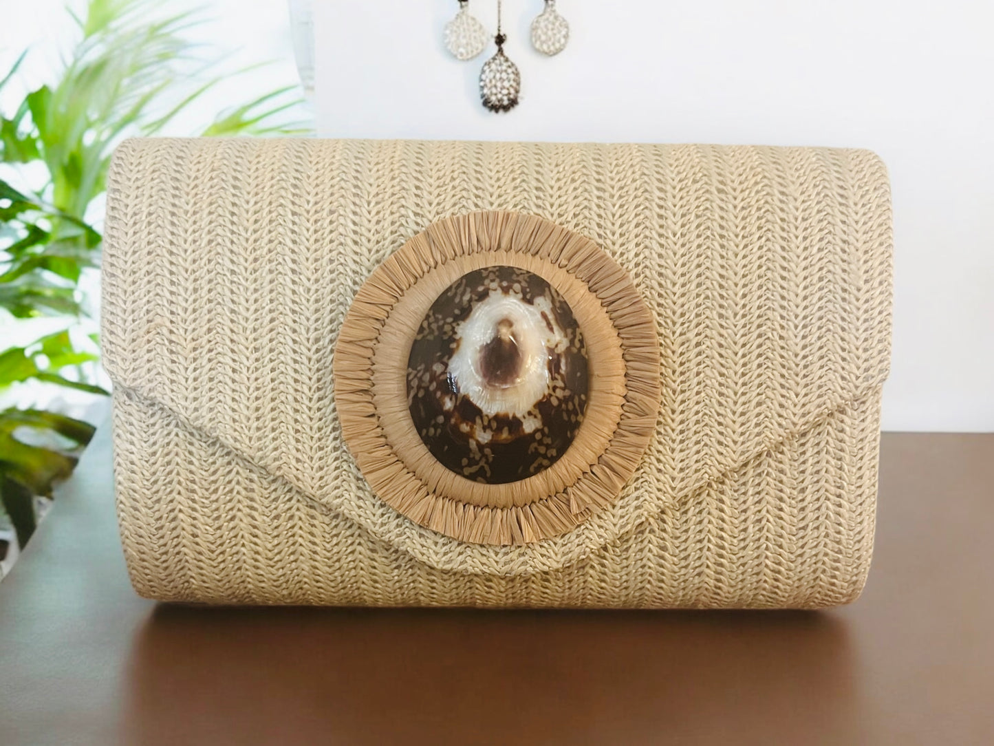Fringe ‘Opihi Clutch
