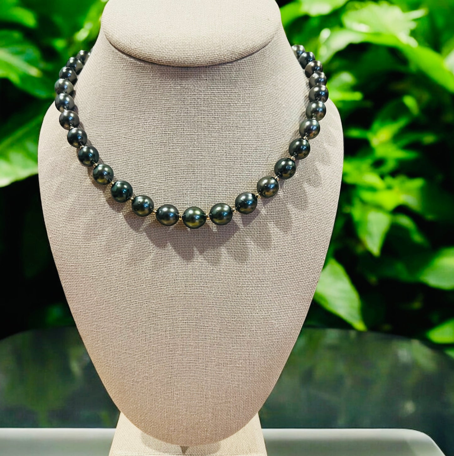 Jungle Green Tahitian Waterproof Necklace