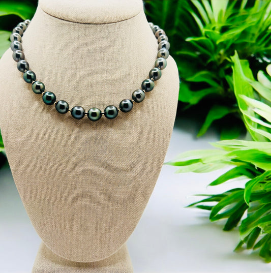 Jungle Green Tahitian Waterproof Necklace