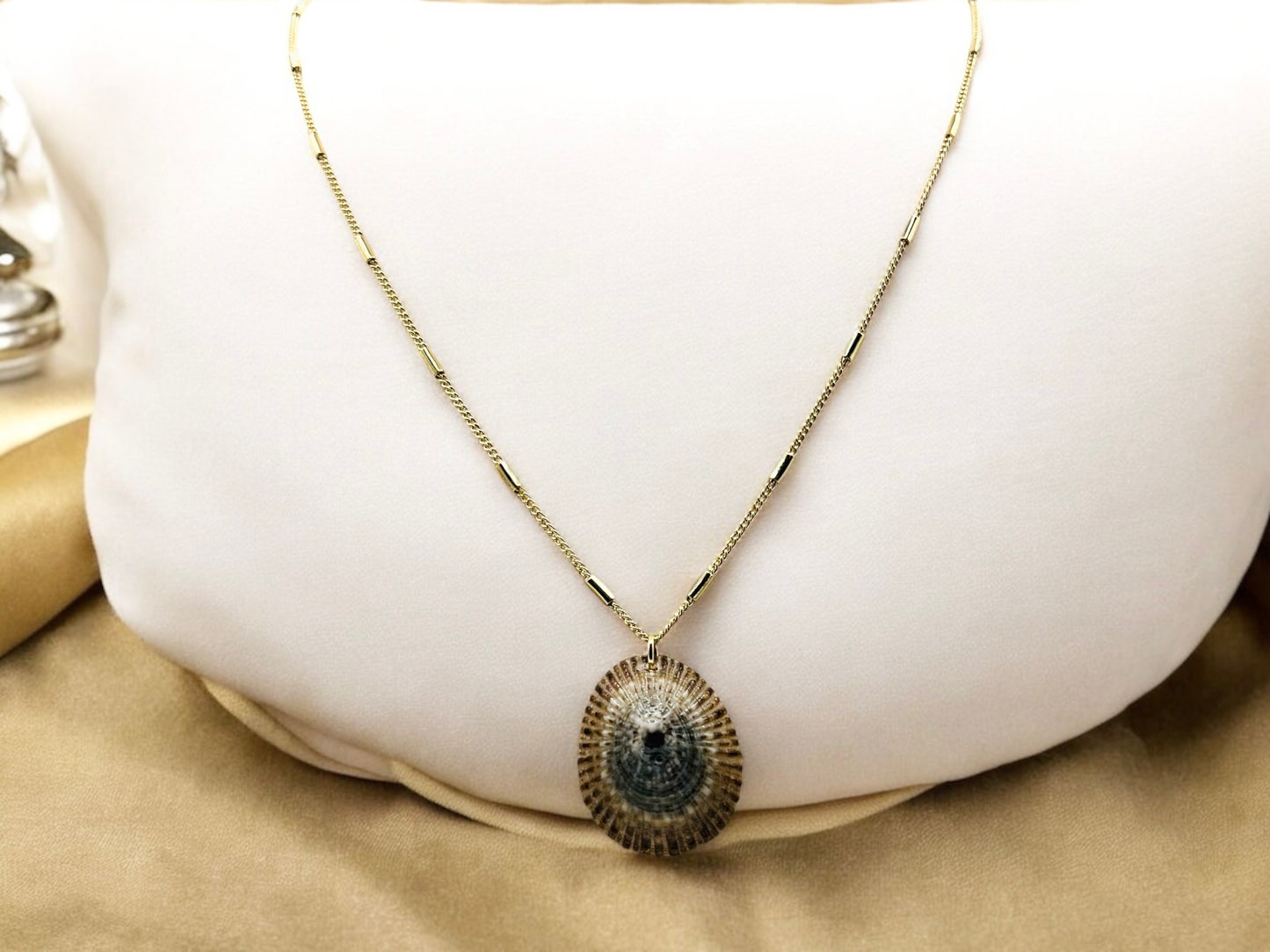 Autumn ‘Opihi Pendant Necklace